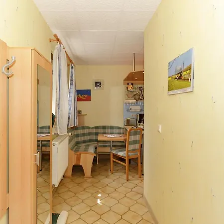 Molli Mit Terrasse Apartment *