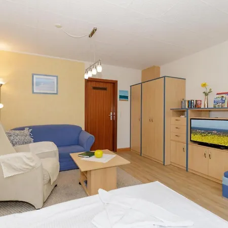 Apartment Molli Mit Terrasse