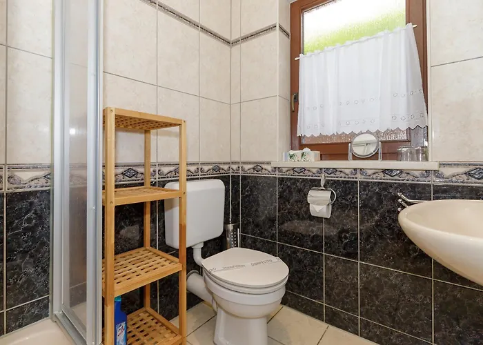 Апартаменты Molli Mit Terrasse Кюлунгсборн